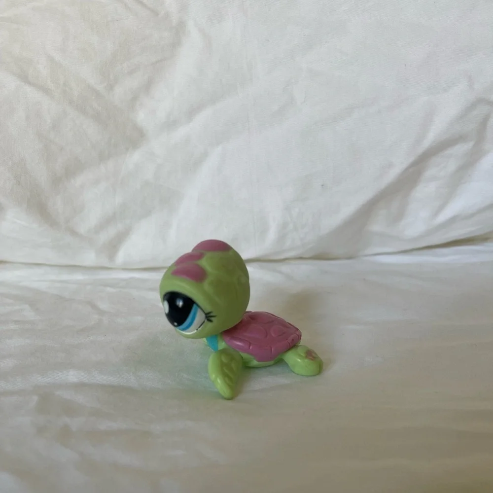 Littlest Pet Shop Sea Turtle #1910 - Picture 3 of 7